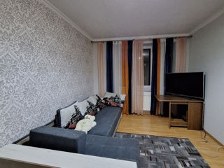 Apartament cu 2 camere, 70 m², Botanica, Chișinău foto 3