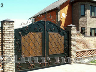 Copertine, balustrade,   porți, garduri,gratii, uși metalice, alte confecții din fier forjat. foto 7