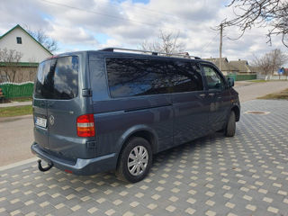 Volkswagen Caravelle foto 7