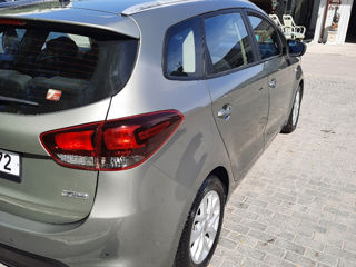 KIA Carens foto 4