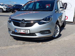 Opel Zafira foto 1