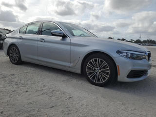 BMW 5 Series foto 4