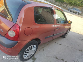 Renault Clio foto 3