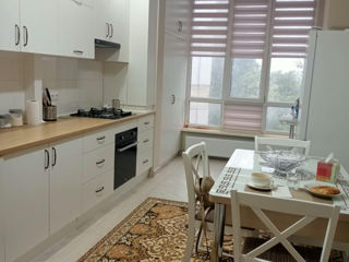 2-комн. кв., 70 м², 3/10 эт.