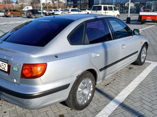 Hyundai Elantra foto 4