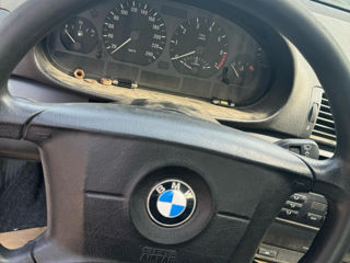 BMW 3 Series foto 9