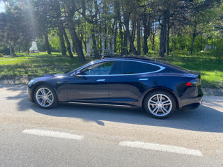 Tesla Model S foto 6