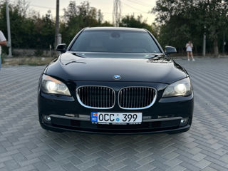 BMW 7 Series foto 3