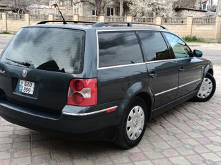 Volkswagen Passat foto 4