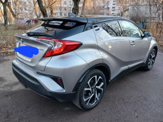 Toyota C-HR foto 3