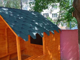 Căsuța din lemn pentru terenuri de joacă la grădiniță foto 5