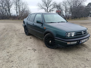 Volkswagen Vento foto 5