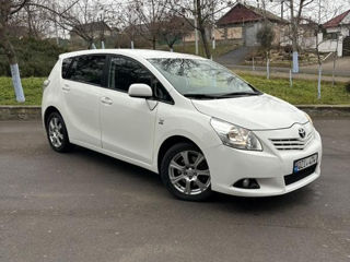 Toyota Verso foto 7