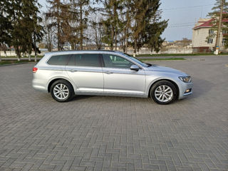 Volkswagen Passat foto 9