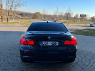 BMW 7 Series foto 7