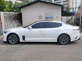 KIA Stinger foto 4