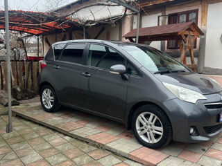 Toyota Verso-S foto 4