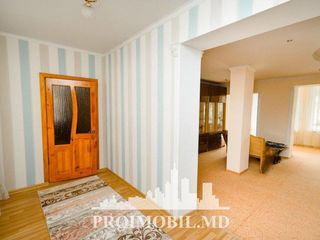 Casă în or. Strășeni, 3x - 120 mp + 12 ari, 85 000 euro! foto 15