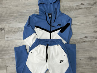 Set Nike Tech Fleece Nou 164cm foto 2