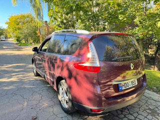 Renault Grand Scenic foto 3