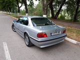 BMW 7 Series foto 3