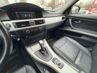 BMW 3 Series foto 15