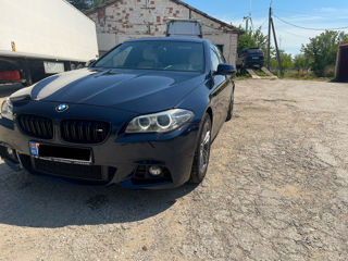 BMW 5 Series foto 7