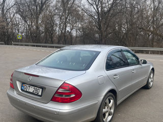 Mercedes E-Class foto 6