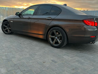 BMW 5 Series foto 5