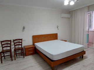 Apartament cu 1 cameră, 43 m², Centru, Chișinău foto 2