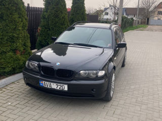 BMW 3 Series Touring foto 1