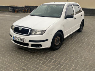 Skoda Fabia foto 2