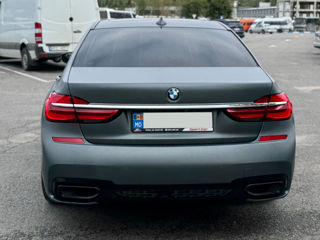 BMW 7 Series foto 6