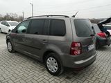 Volkswagen Touran foto 5