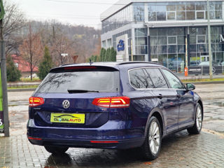 Volkswagen Passat foto 6