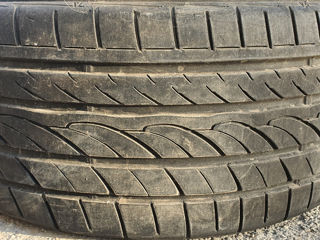 255/40 R19  4buc