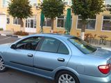 Nissan Almera foto 7