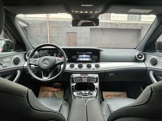 Mercedes E Class foto 10