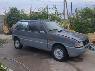 Fiat UNO foto 3