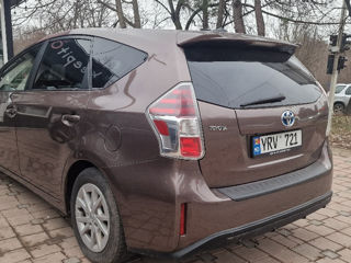 Toyota Prius + foto 1