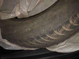 Vand 2 anvelope 205/60 R16 foto 2