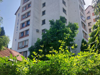 Apartament cu 5 camere sau mai multe, 158 m², Centru, Chișinău