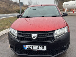 Dacia Logan foto 2