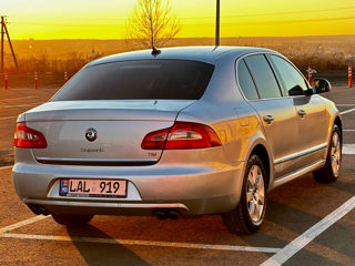 Skoda Superb foto 6