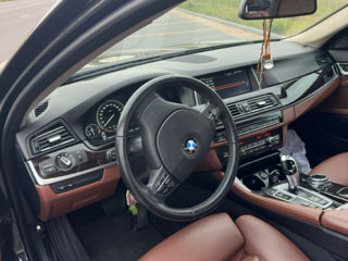 BMW 5 Series foto 6