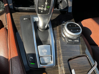 BMW 5 Series foto 15