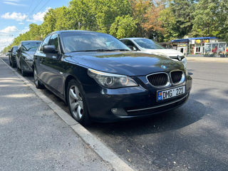 BMW 5 Series foto 1