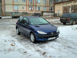 Peugeot 206 foto 1