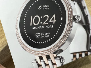 Michael Kors Smart Watch foto 2