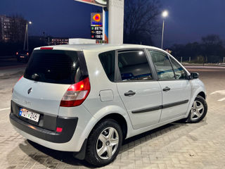 Renault Scenic foto 3